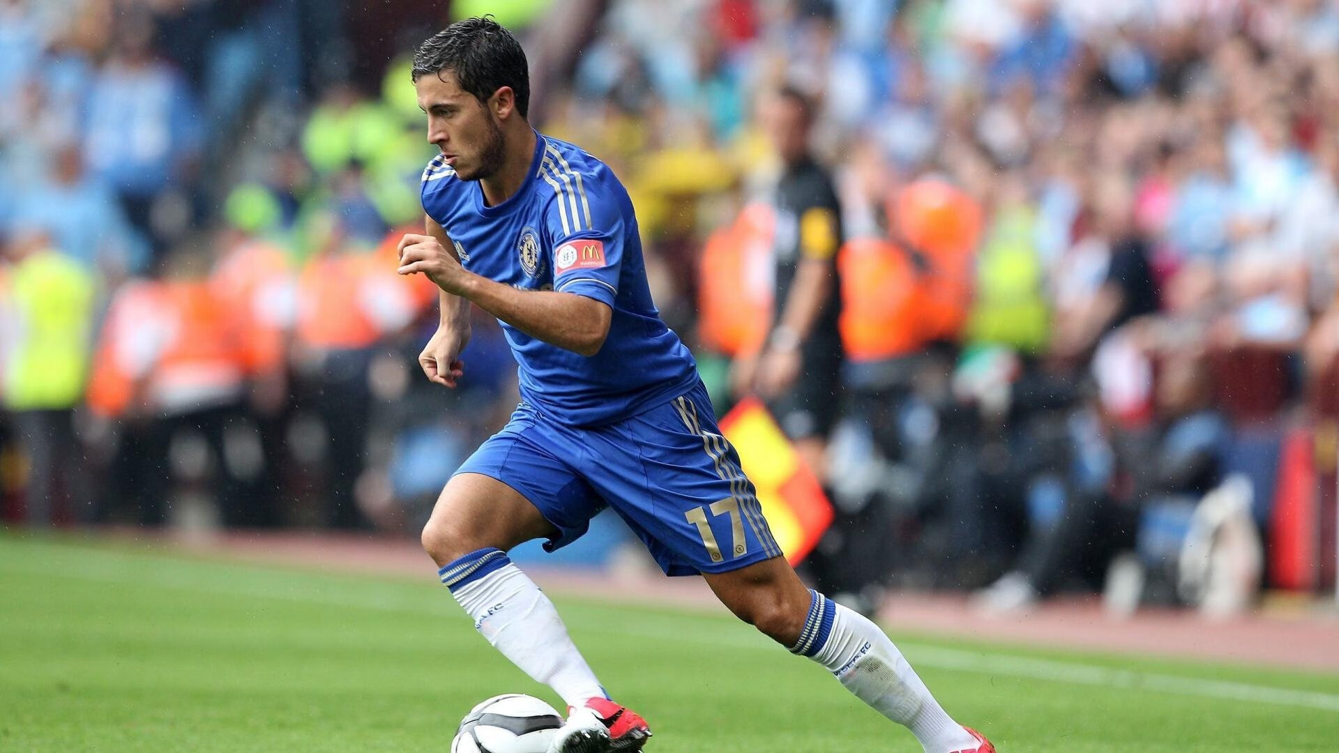 伦纳德攻防两端统治，湖人客场带走开拓者